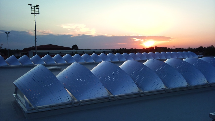 Voûtes avec protections solaires chantier Airbus Toulouse
