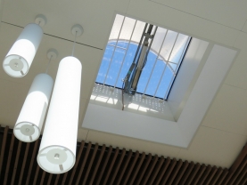 Lanterneaux verre en toiture du hall Septeo à Montpellier