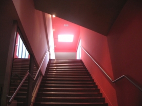 Le lanterneau de désenfumage de la cage d'escalier des Cinémas Forum